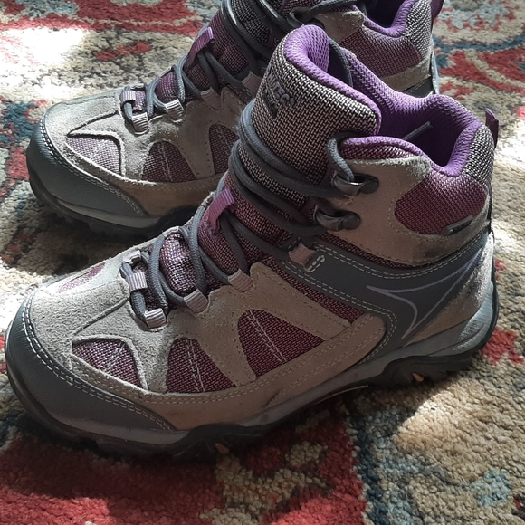 HiTec Shoes Hitec Girls Altitude Lite I Purple Tan Hiking Boots